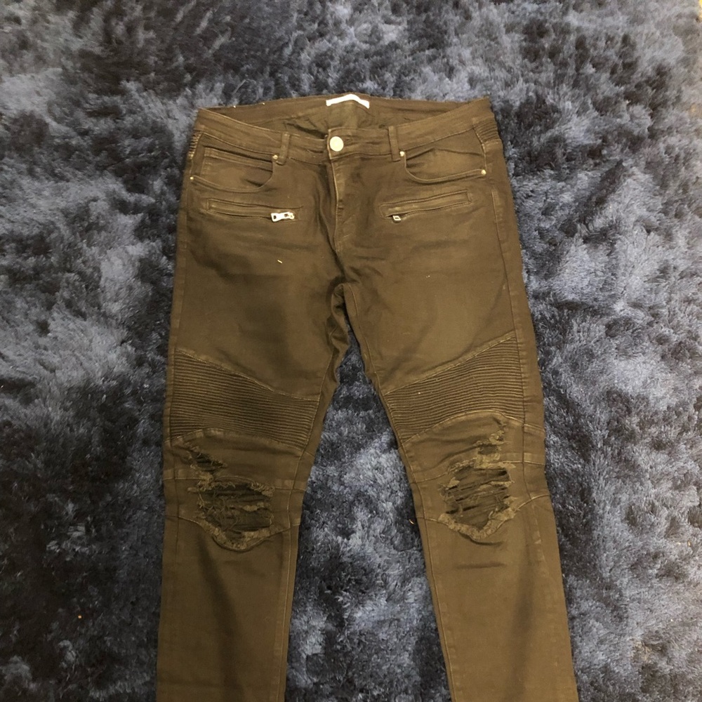 Black Jeans